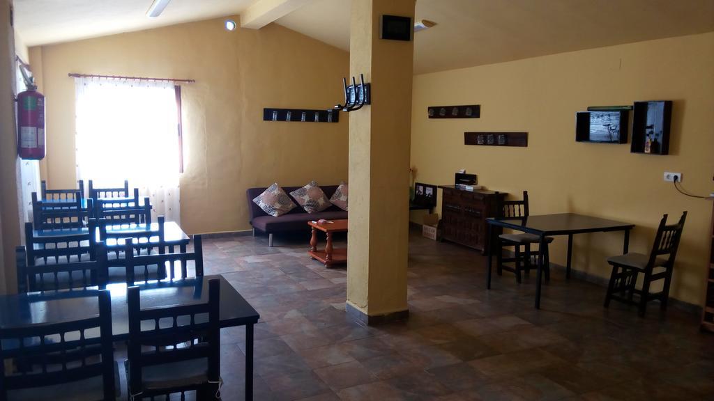 Albergue La Canadilla Унья Экстерьер фото